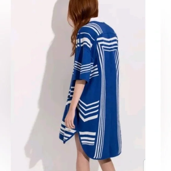 Kit and Ace Studio Cardigan Sz XS / S Blue and White - Picture 2 of 10
